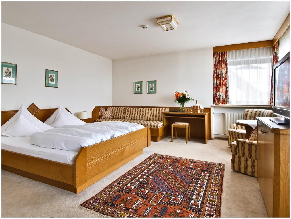"Quality Hosts Arlberg" Hotel Garni Moessmer Sankt Anton am Arlberg Exterior foto