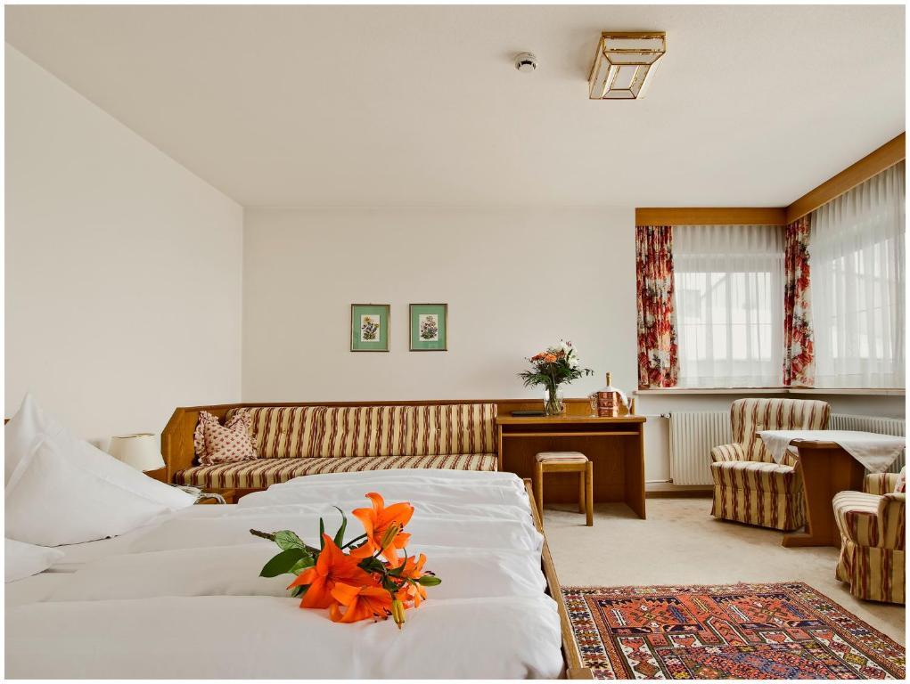 "Quality Hosts Arlberg" Hotel Garni Moessmer Sankt Anton am Arlberg Exterior foto